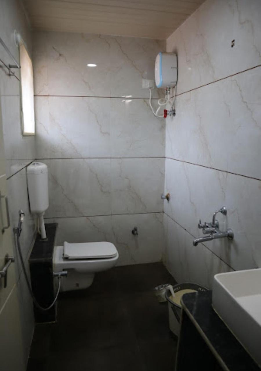 Sea King Beach Resort Ganpatipule Εξωτερικό φωτογραφία