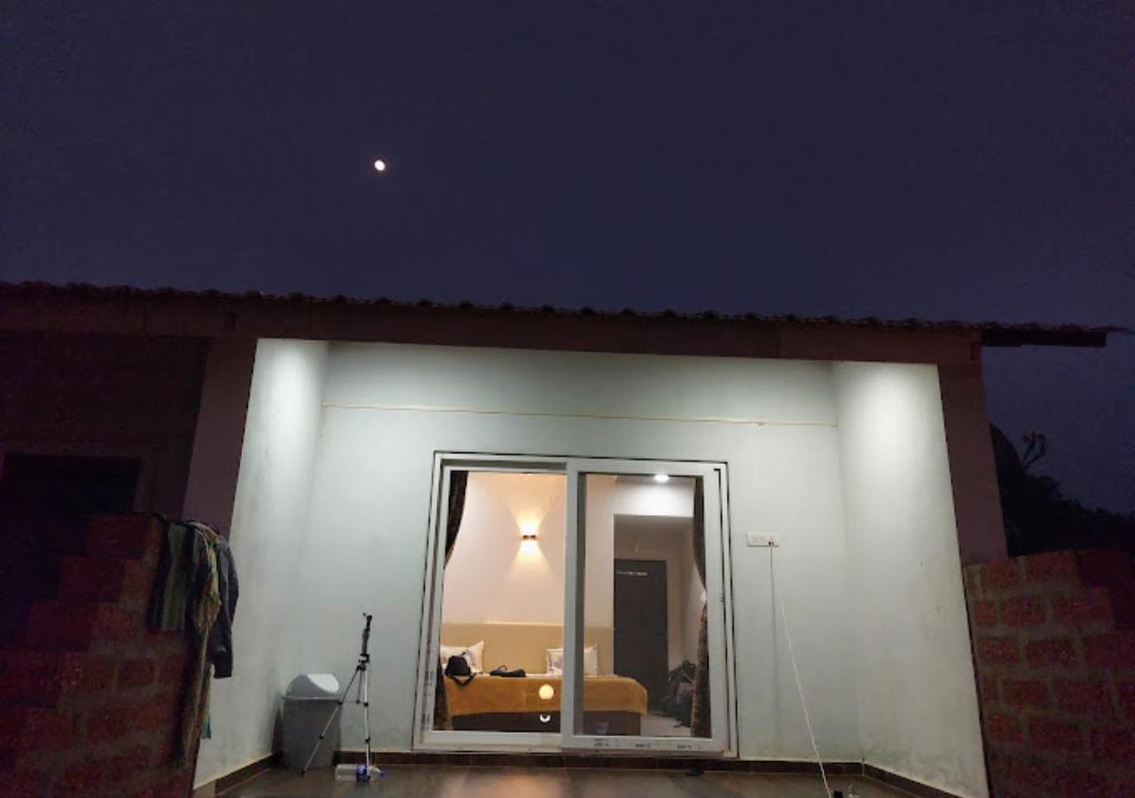 Sea King Beach Resort Ganpatipule Εξωτερικό φωτογραφία